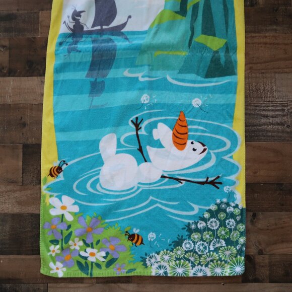 Disney Jumping Beans Olaf from Frozen Beach Towel 28.5 by 55.5" - Picture 3 of 6
